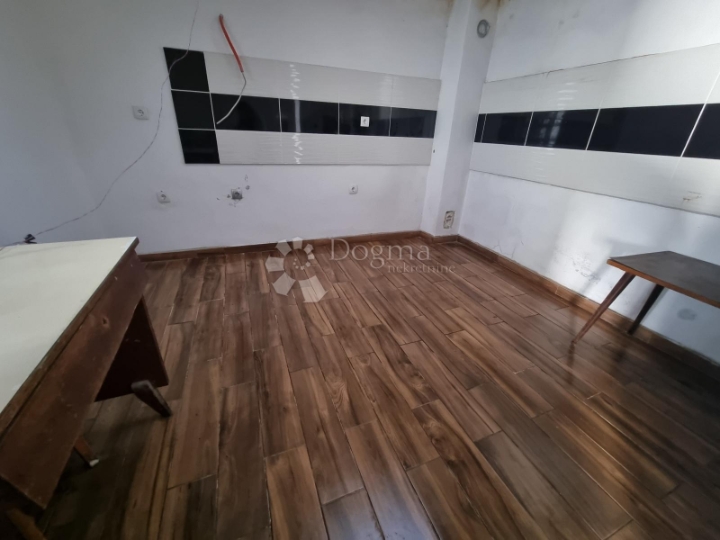 Kuća za adaptaciju na atraktivnoj lokaciji u Prelogu