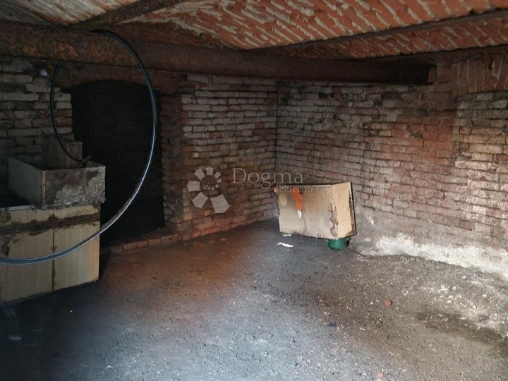 Kuća za adaptaciju na atraktivnoj lokaciji u Prelogu