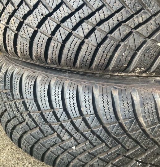 Gume zimske Hankook 195/60/15 4 kom