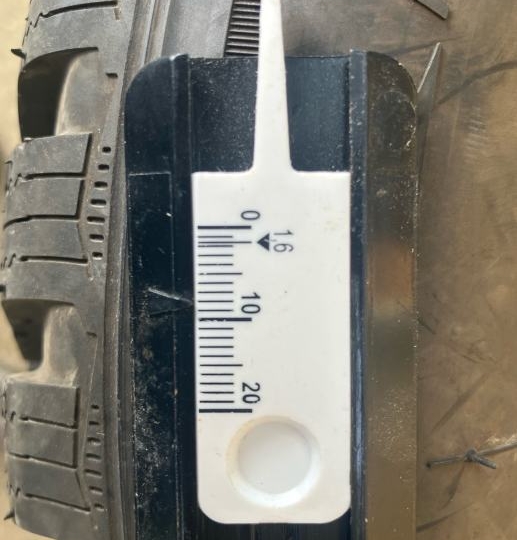 Gume zimske Hankook 195/60/15 4 kom