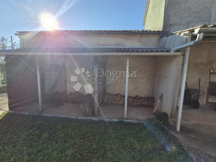 Obiteljsko imanje nedaleko Žminja