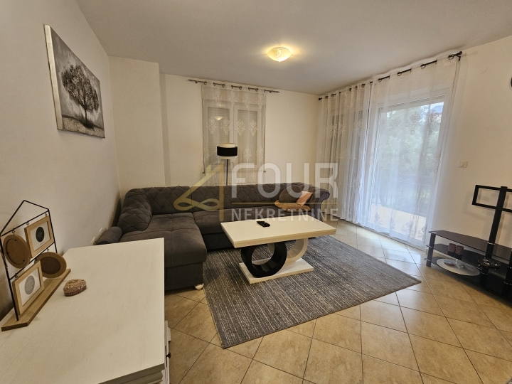 Viškovo, 75.11m2, 2S+DB, balkon, spremište