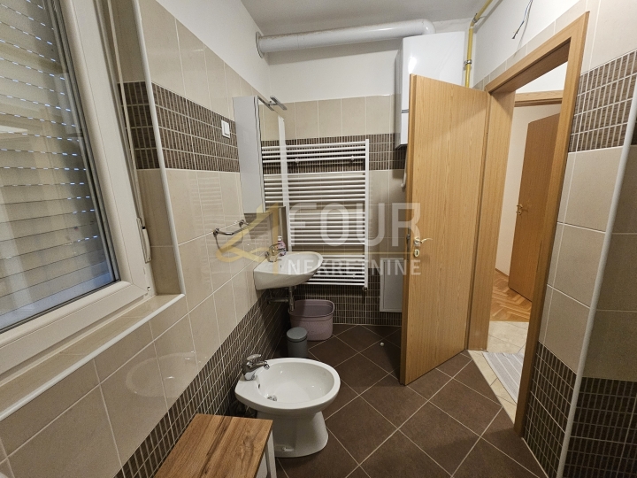 Viškovo, 75.11m2, 2S+DB, balkon, spremište