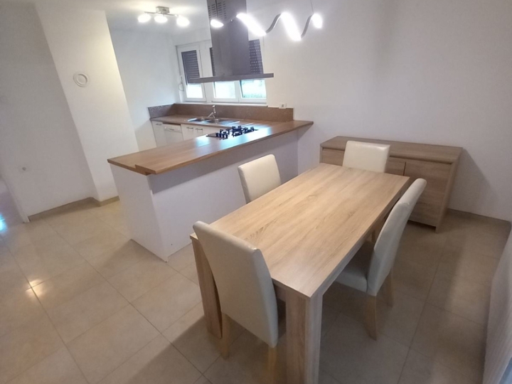 Rijeka-Trsat, 2S+DB, 90m2