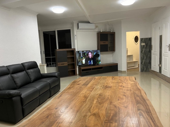 Rijeka-Sveti Kuzam, etaža kuće 180m2, prodaja