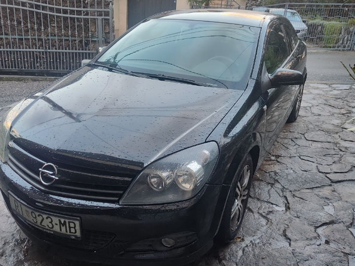 Opel Astra H