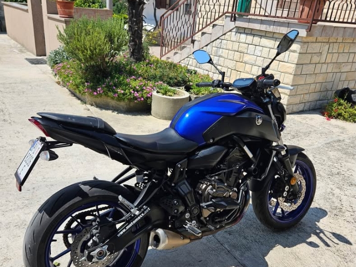 Yamaha MT07