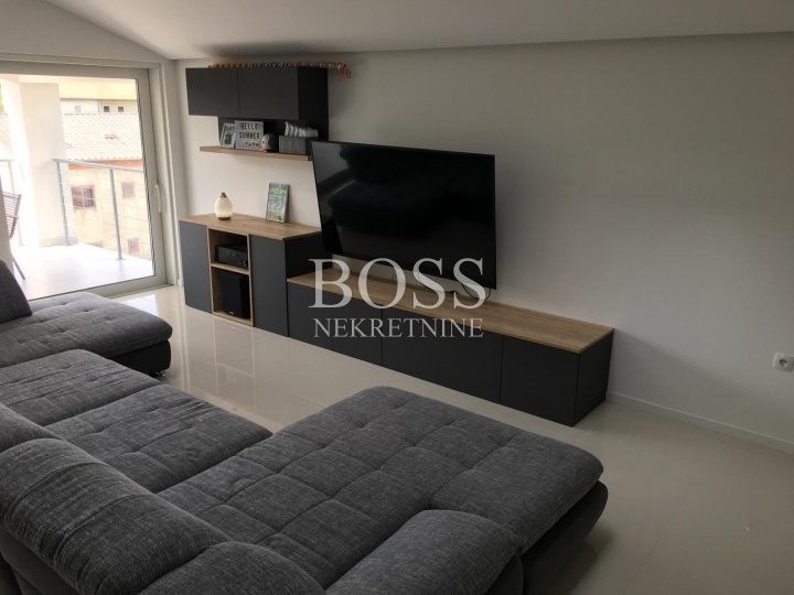 Kastav, Spinčići, 3S+DB, 120m2, 1200€+režije