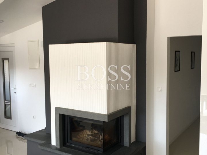 Kastav, Spinčići, 3S+DB, 120m2, 1200€+režije