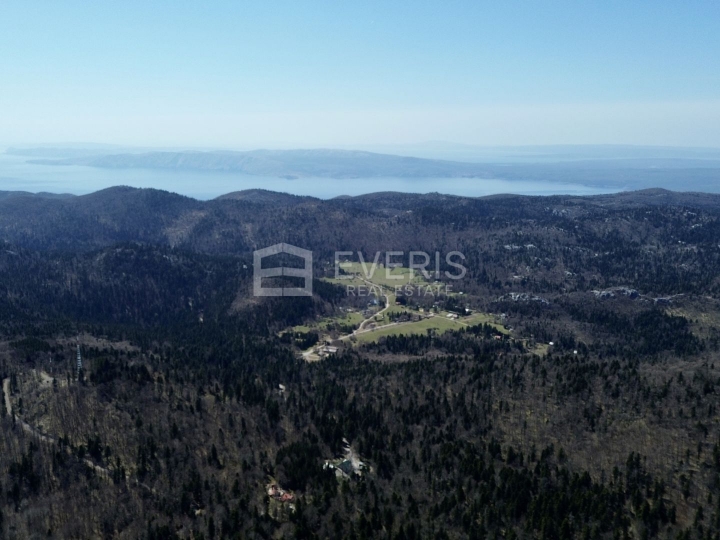 Fužine, Bribir, zemljište 22.258 m2 za izgradnju turističkog naselja
