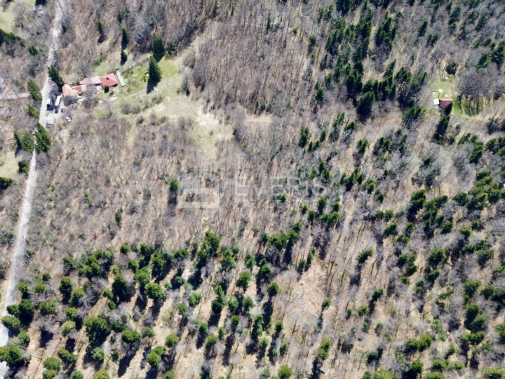 Fužine, Bribir, zemljište 22.258 m2 za izgradnju turističkog naselja