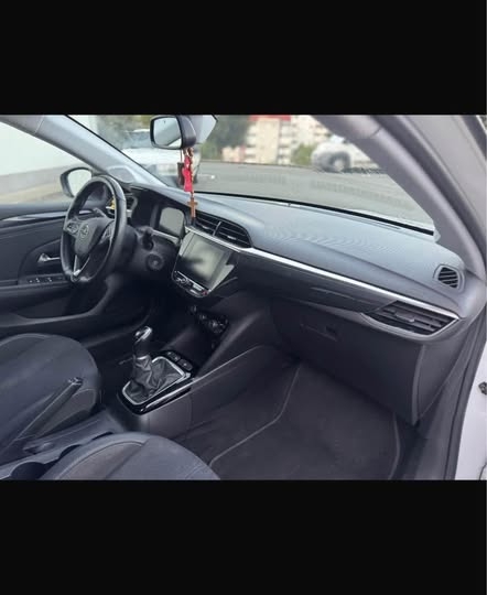 Opel Corsa 1.2 Elegance