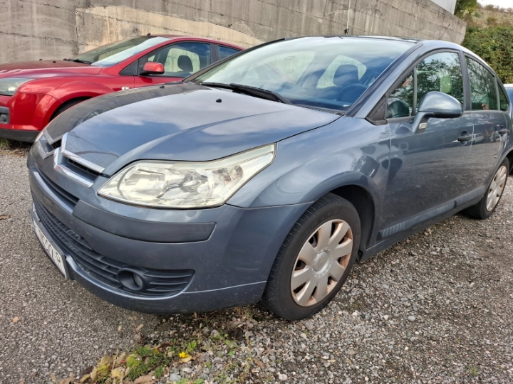 Citroen C4 1.6 benz., kao nov, nereg.