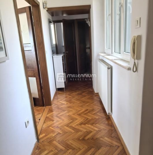 Rijeka, Sušak, 75m2, 3-sobni stan s terasom