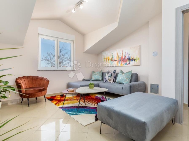 Fažana, stan 200 m od mora, pogled more