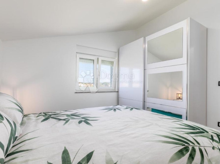 Fažana, stan 200 m od mora, pogled more