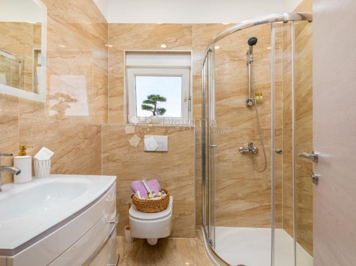 Fažana, stan 200 m od mora, pogled more