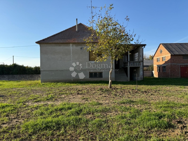 Zemljište s objektima – samo 45,74 €/m²!!