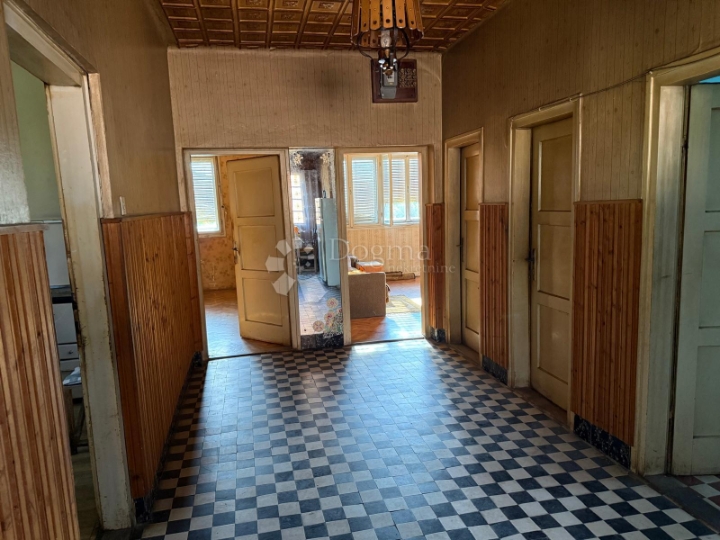 Zemljište s objektima – samo 45,74 €/m²!!