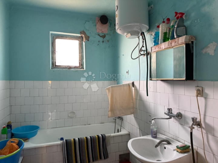 Zemljište s objektima – samo 45,74 €/m²!!