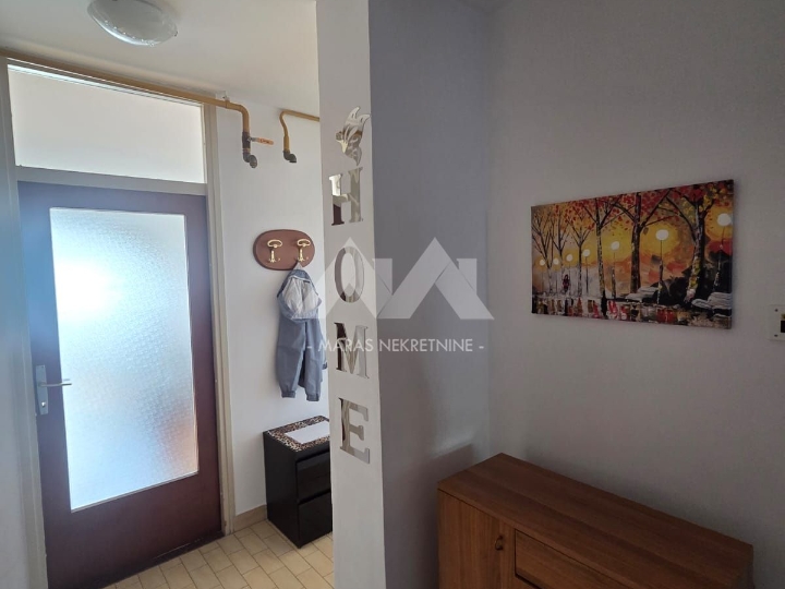 Krnjevo, 3S+DB s lođom