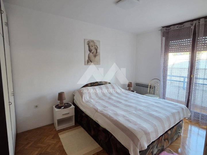 Krnjevo, 3S+DB s lođom