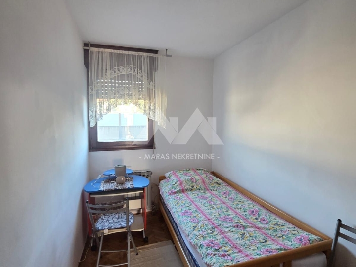 Krnjevo, 3S+DB s lođom