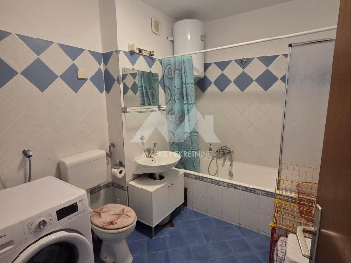 Krnjevo, 3S+DB s lođom