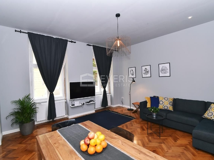 Rijeka, centar, prekrasno uređen stan 104 m2, najam