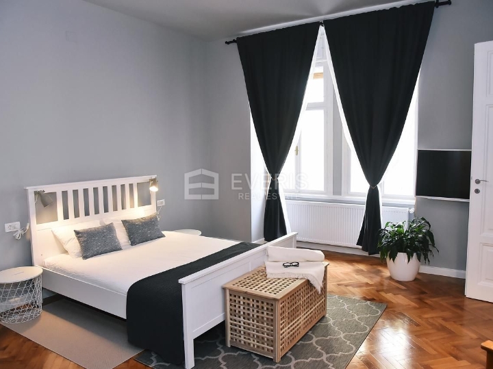 Rijeka, centar, prekrasno uređen stan 104 m2, najam