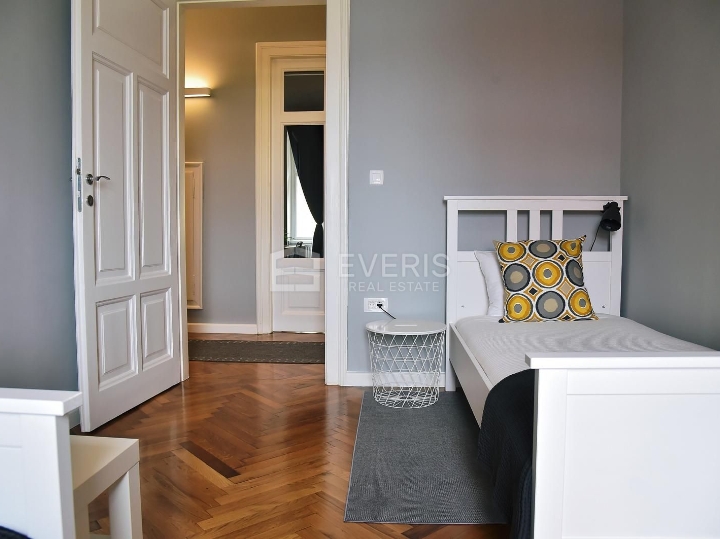 Rijeka, centar, prekrasno uređen stan 104 m2, najam