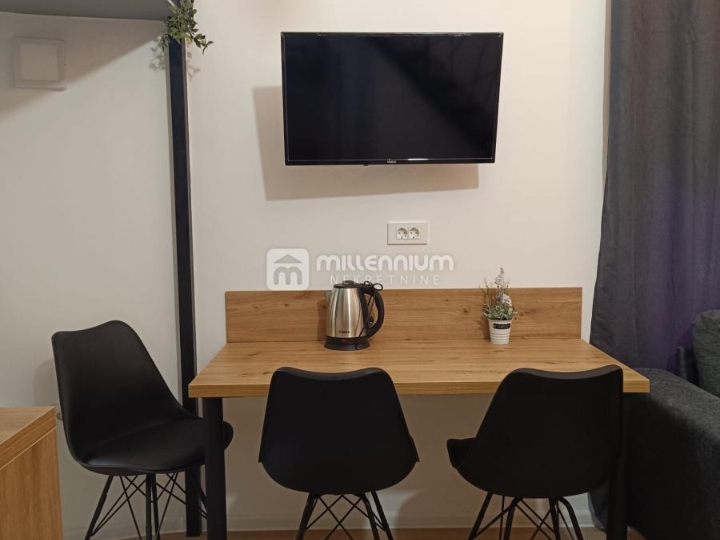 Rijeka, Belveder, 20m2, garsonijera s galerijom