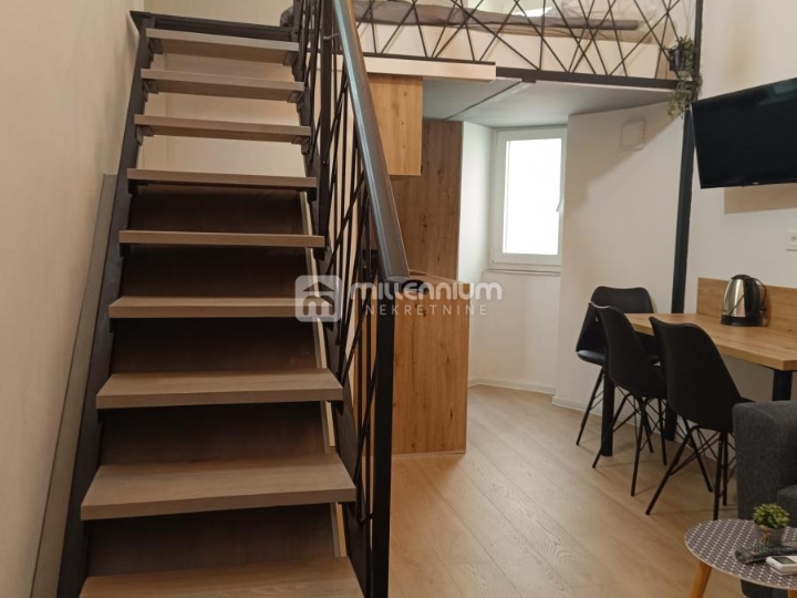 Rijeka, Belveder, 20m2, garsonijera s galerijom