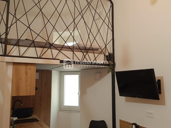 Rijeka, Belveder, 20m2, garsonijera s galerijom