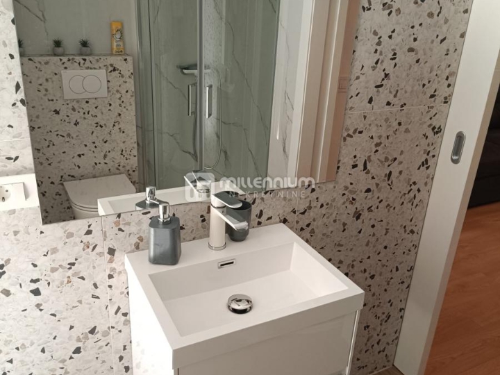 Rijeka, Belveder, 20m2, garsonijera s galerijom