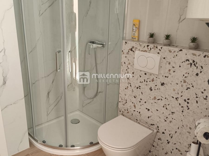 Rijeka, Belveder, 20m2, garsonijera s galerijom