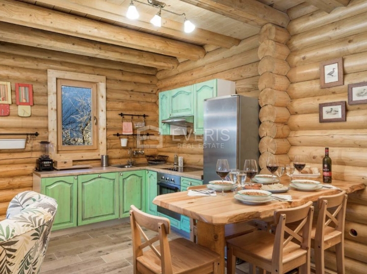 Lijepa drvena kuća, Delnice, 207m2