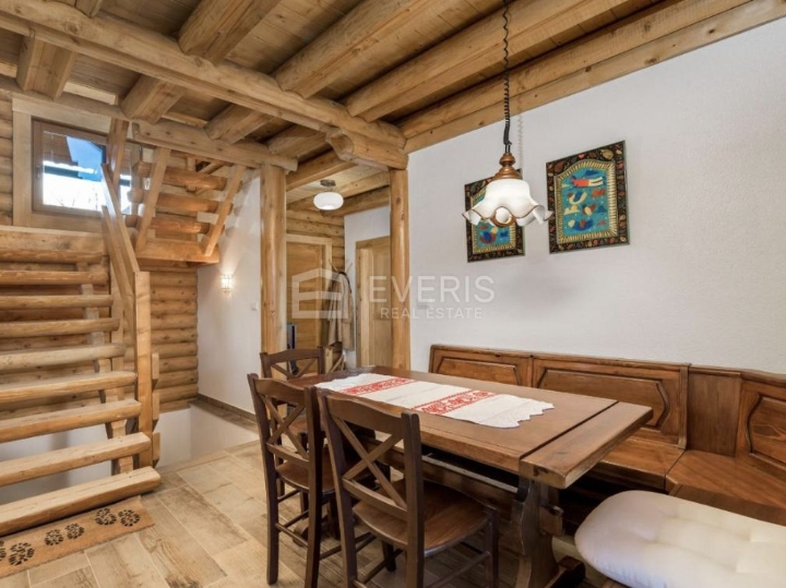 Lijepa drvena kuća, Delnice, 207m2