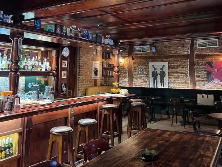 Iznajmljuje se šarmantni pub