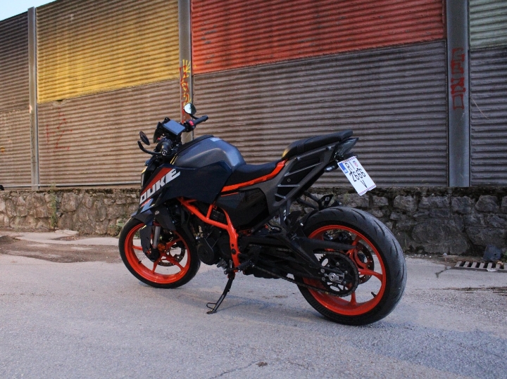 **Hitno** KTM Duke 390, 2024 god.