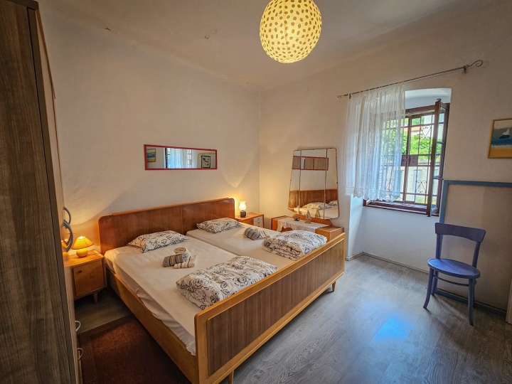 Bakar, kuća prvi red do mora