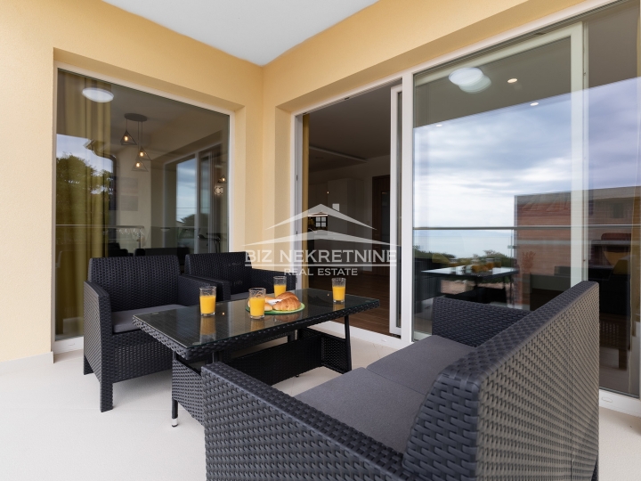 Kostrena-Doričići, 3S+DB, 120m2