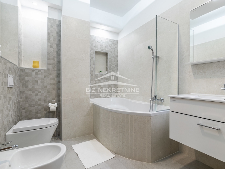 Kostrena-Doričići, 3S+DB, 120m2