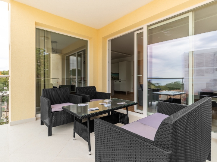 Kostrena-Doričići, 3S+DB, 120m2