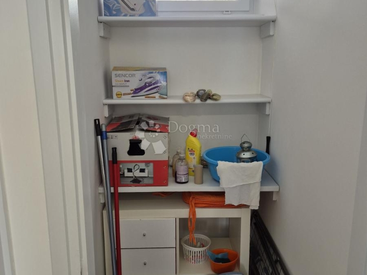 Moderan stan u lijepom okruženju