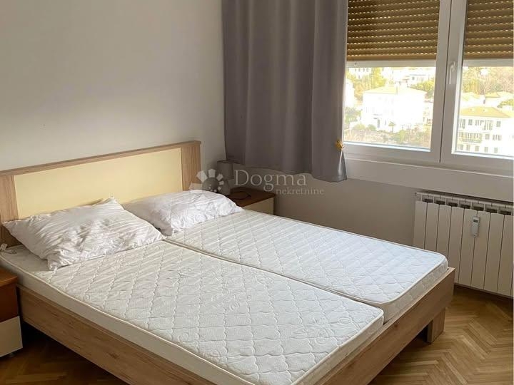 Prostran trosoban stan za najam – Kozala, Rijeka