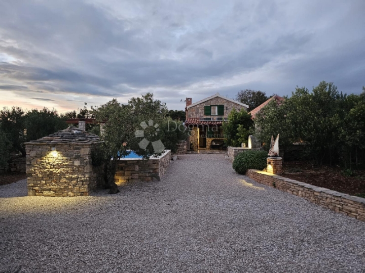 Kamena oaza na Šolti