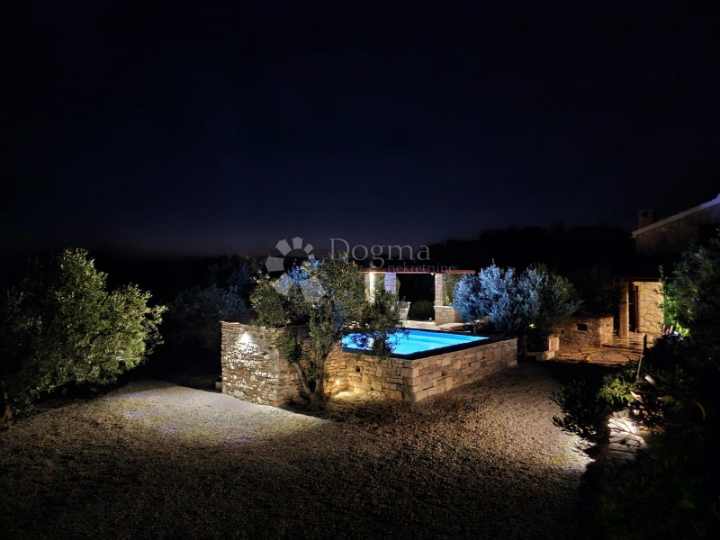 Kamena oaza na Šolti