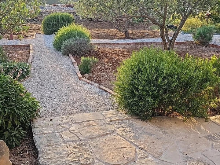 Kamena oaza na Šolti