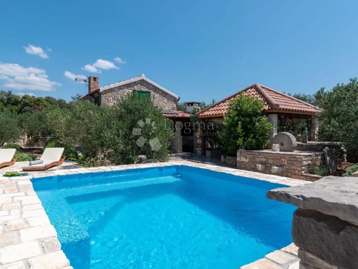 Kamena oaza na Šolti